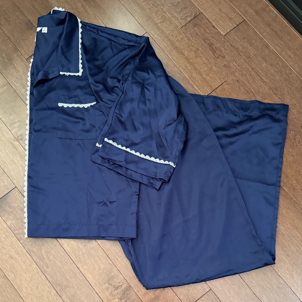 Flora Navy Blue Pajama Set with White Lace Trim